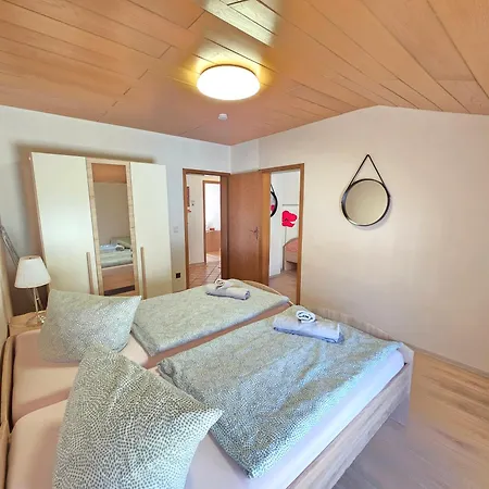 Апартаменты Elena Flat Mohn Zentrum Дуйсбург