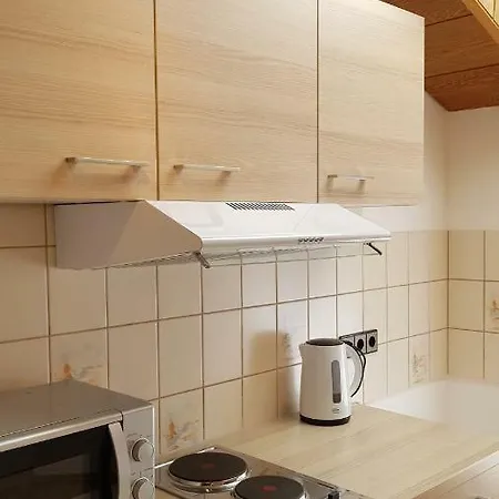 Elena Flat Mohn Zentrum *