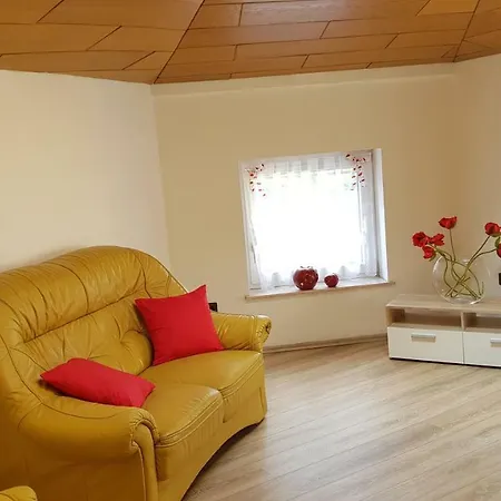 Elena Flat Mohn Zentrum * דיסבורג