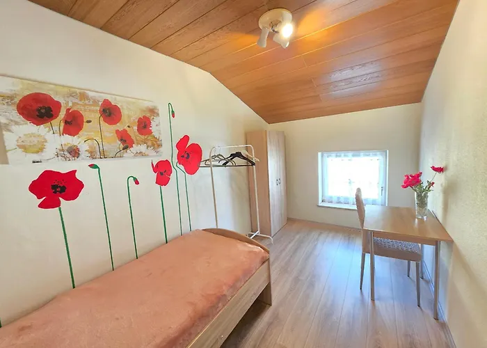 Elena Flat Mohn Zentrum Duisburgo